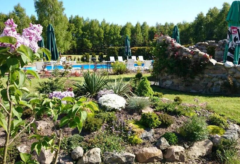 پانسیون Brydar With Sauna, Swimming Pool And Jacuzzi