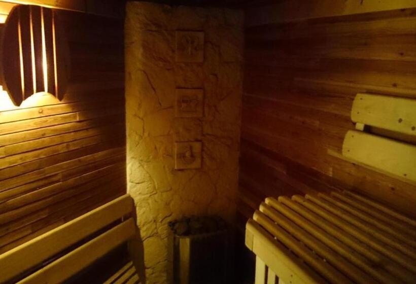پانسیون Brydar With Sauna, Swimming Pool And Jacuzzi