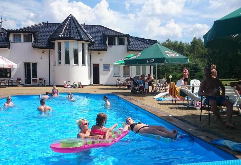 پانسیون Brydar With Sauna, Swimming Pool And Jacuzzi