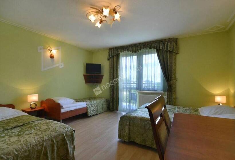 پانسیون Villa Dora