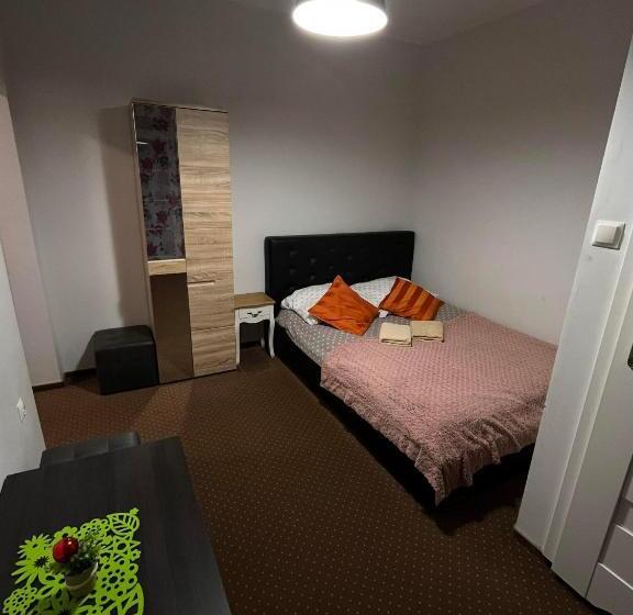 پانسیون Willa Aksamit