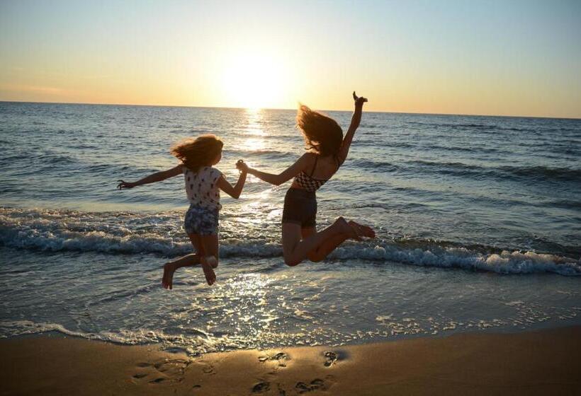 אתר נופש Dworek Jamneński