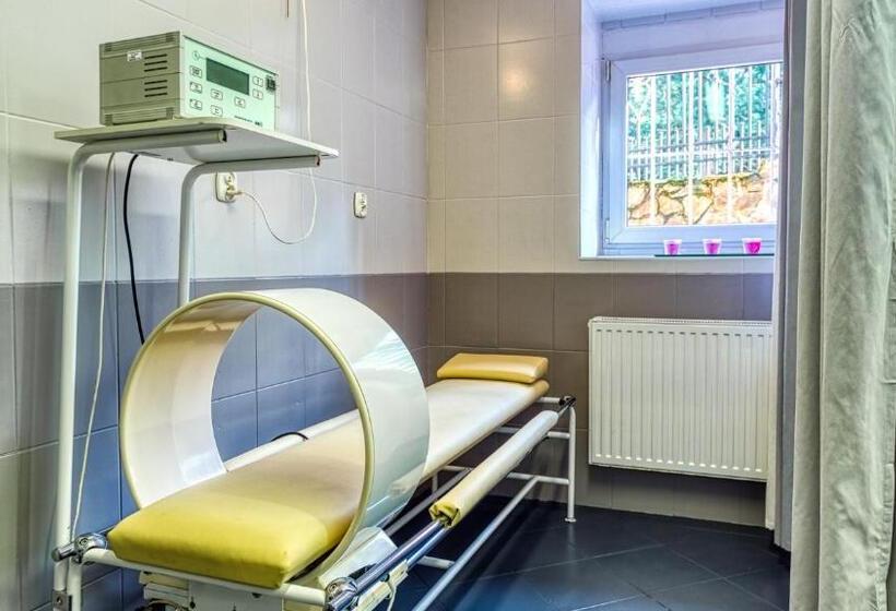 استراحتگاه Kaja Medical & Spa