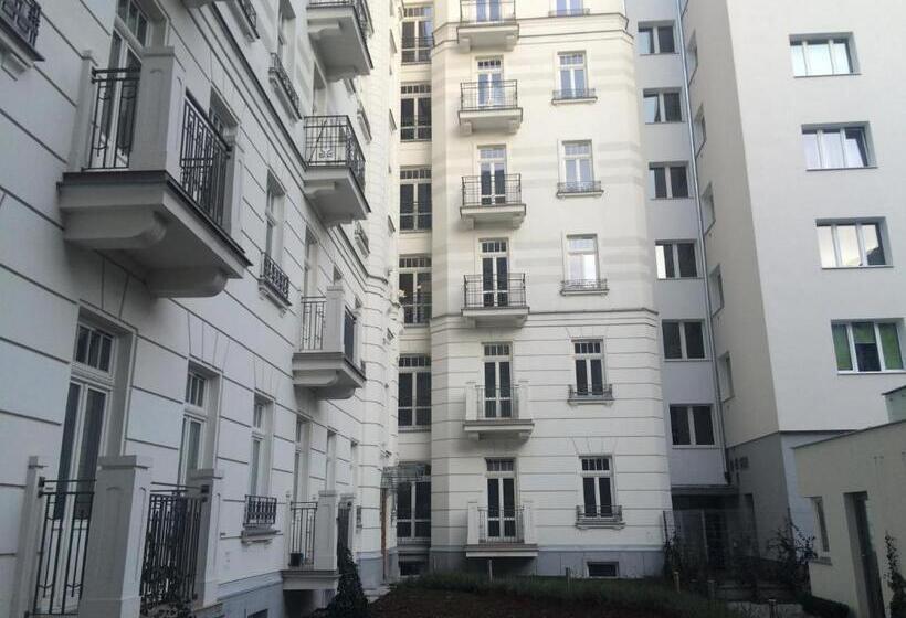 Warsaw Concept