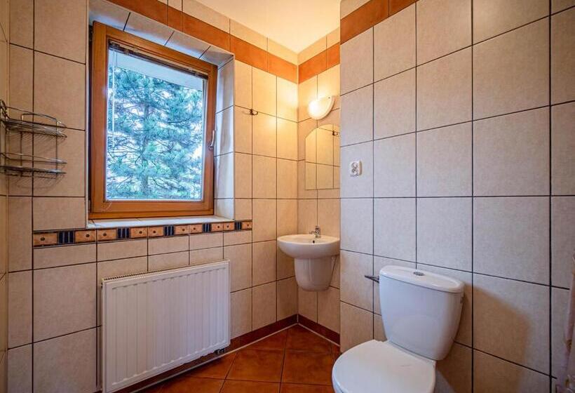 הוסטל Dom Wczasowy Stanislawa