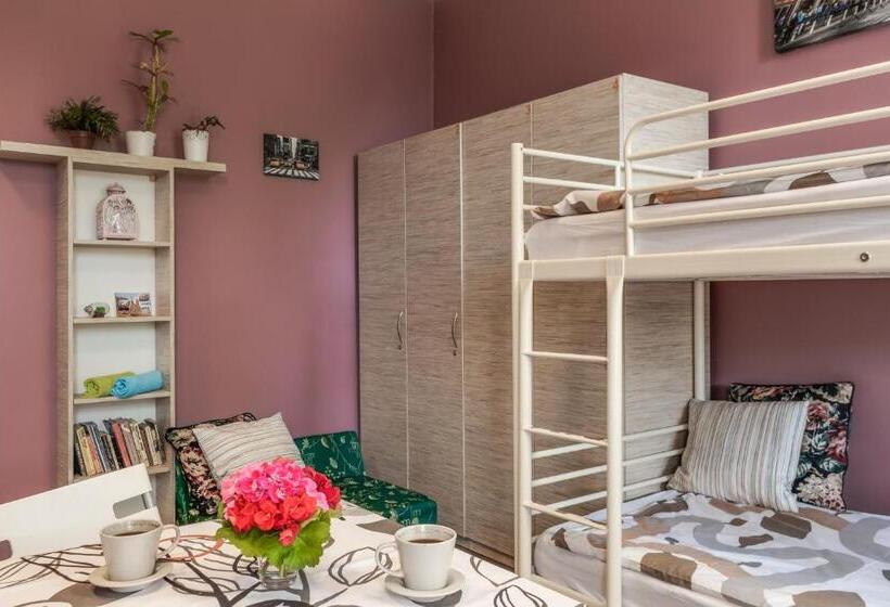 هاستل Kamienica