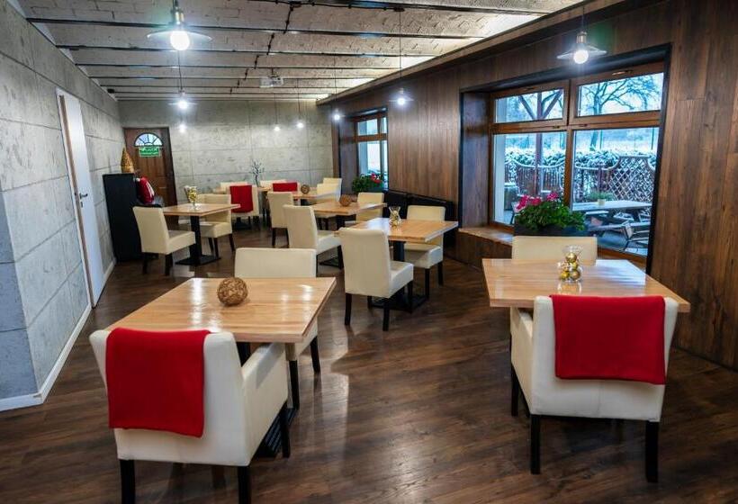 ベッドアンドブレックファースト Apartamentowiec Kuźniar