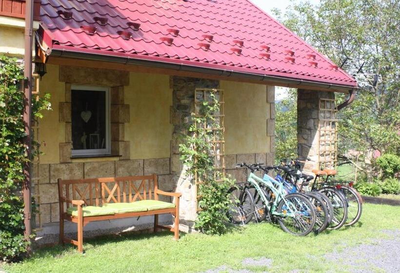 تختخواب و صبحانه Dom Na Klonowym Wzgórzu