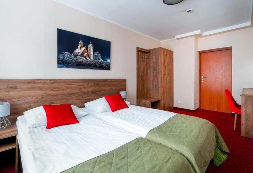 تختخواب و صبحانه Leśny Dwór