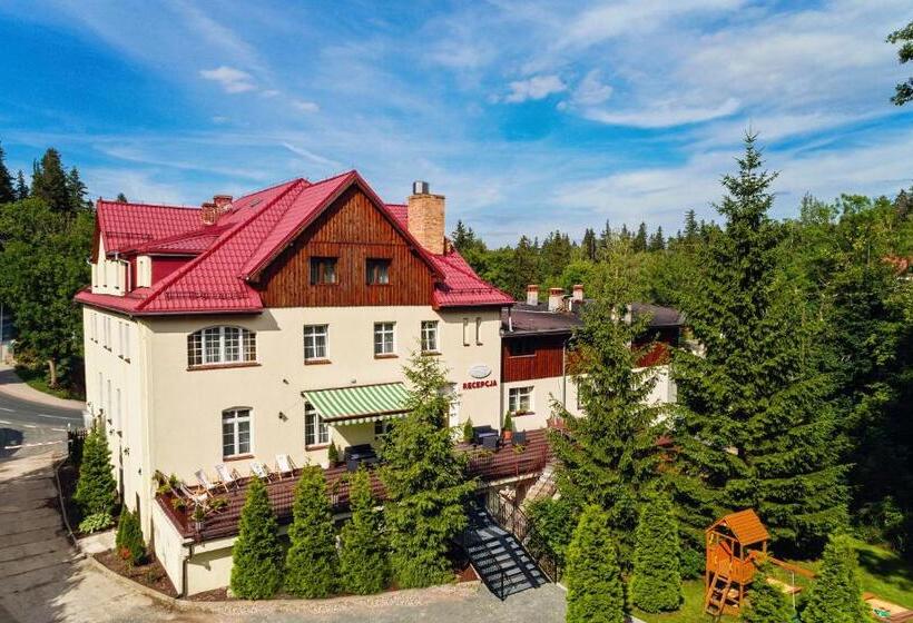 تختخواب و صبحانه Leśny Dwór