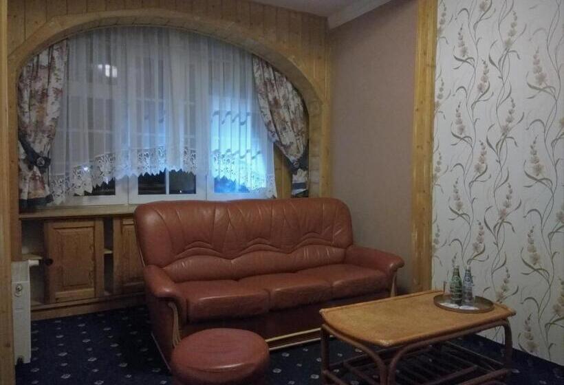 تختخواب و صبحانه Oro Cavallo