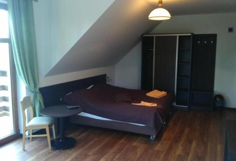 ベッドアンドブレックファースト Rezydencja Nad Wigrami Standard & Comfort Rooms
