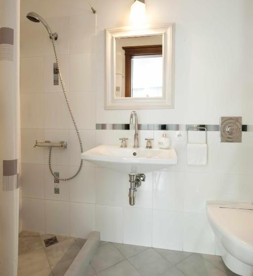 مبيت وإفطار Villa Victoria