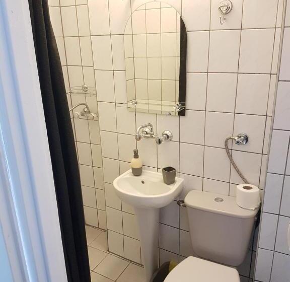 تختخواب و صبحانه Willa Grafit