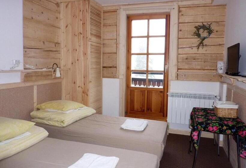 تختخواب و صبحانه Willa Litka