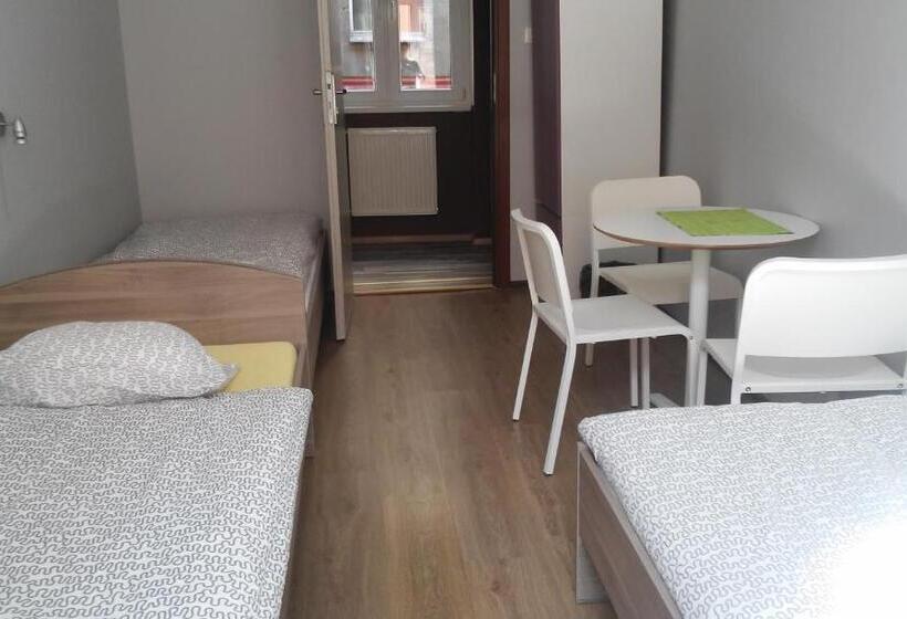 Hostel Imbir