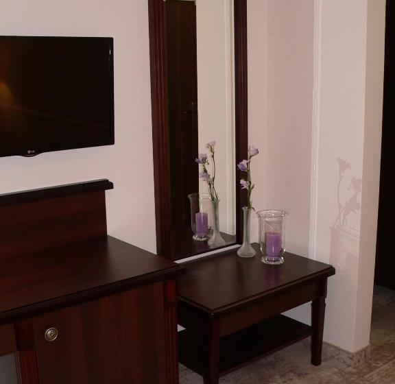 ホテル Biały Dwór