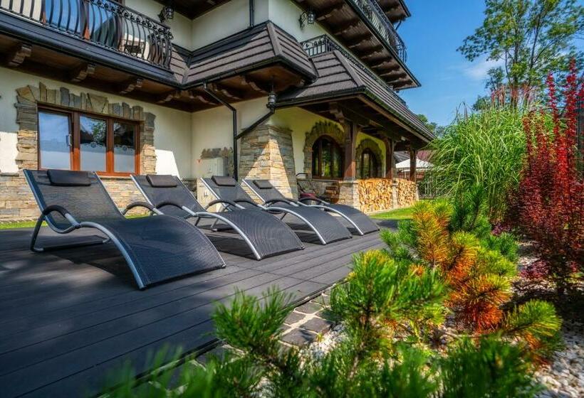 Carlina Hotel & Spa