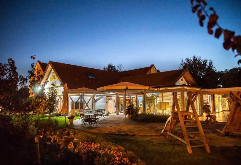 فندق Legnicki & Restauracja