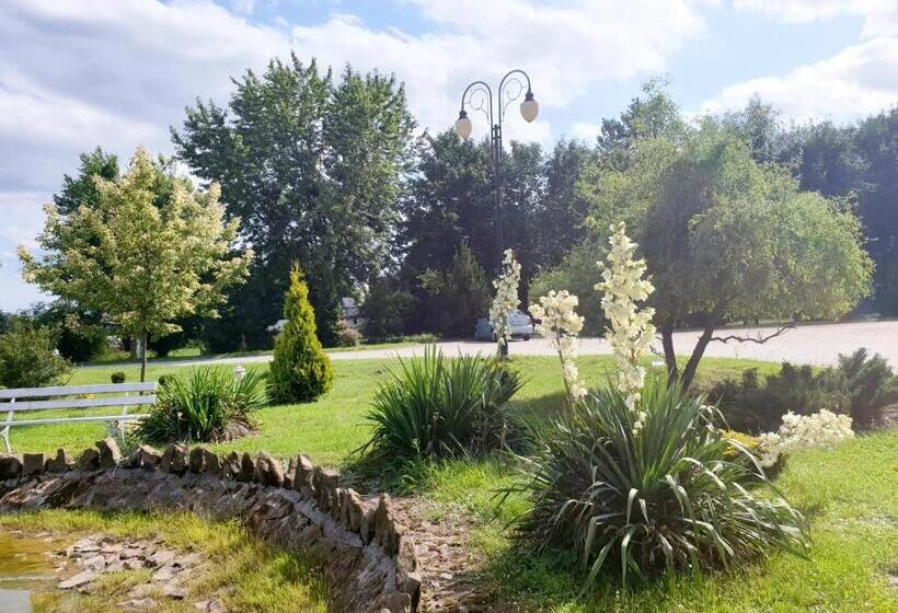 هتل Willa Park