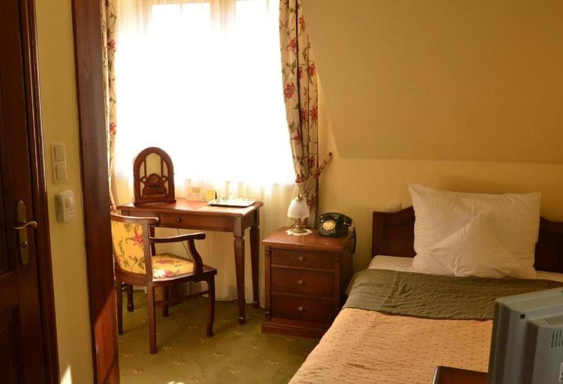 هتل Villa Bohema