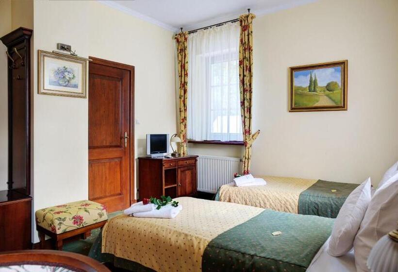 هتل Villa Bohema