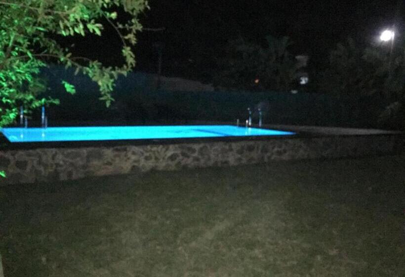 پانسیون Relax Inn Hikkaduwa