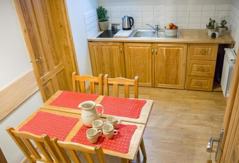 تختخواب و صبحانه Apartamenty Matuska