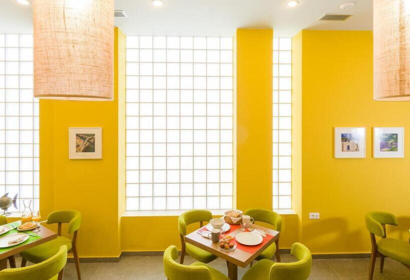 هتل Elounda Colour Apartments