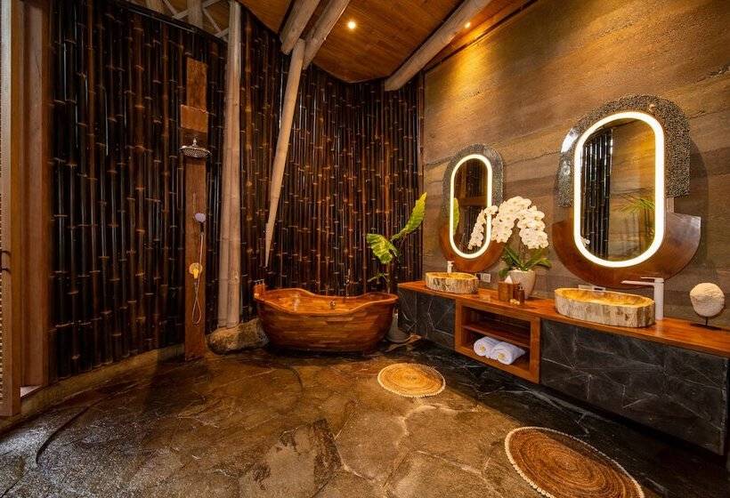 هتل Ulaman Eco Luxury Retreat