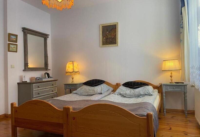 پانسیون Villa Parkowa 5