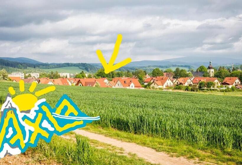 پانسیون Willa Axla Z Werandą Ogrodem I Parkingiem
