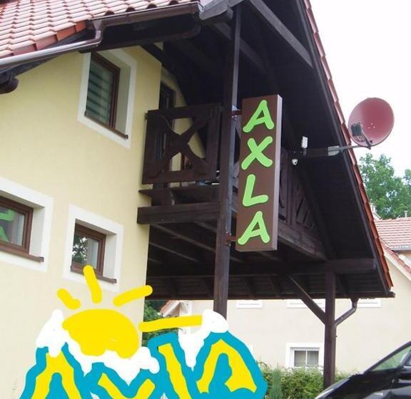 پانسیون Willa Axla Z Werandą Ogrodem I Parkingiem