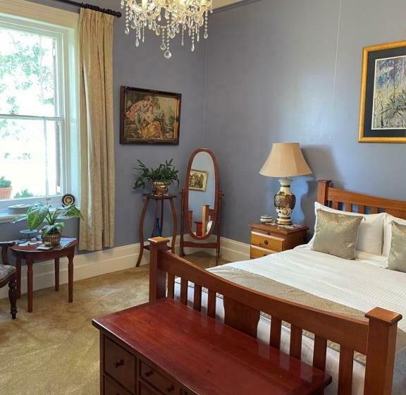 مبيت وإفطار Leconfield House
