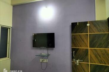 تختخواب و صبحانه Shree Guest House