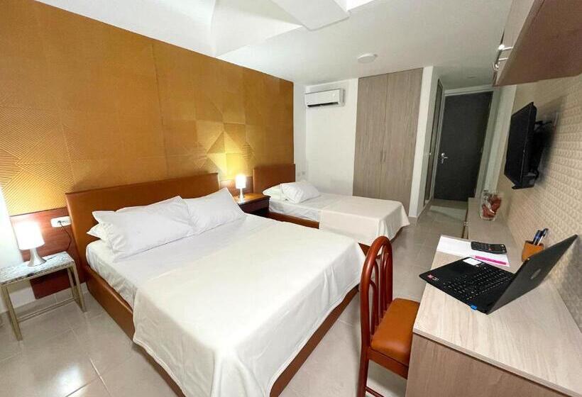 هتل Prado 72 Inn