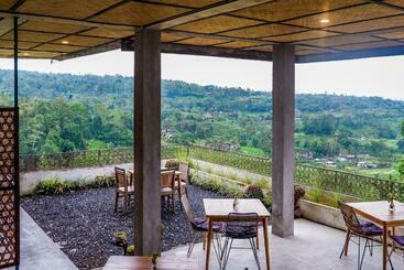 پانسیون Gunza Bed And Breakfast