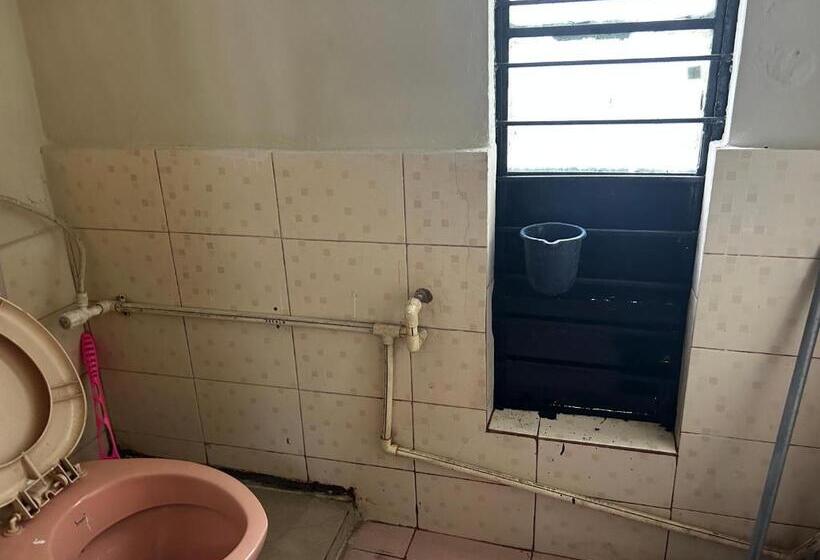 پانسیون Munin S Guest House