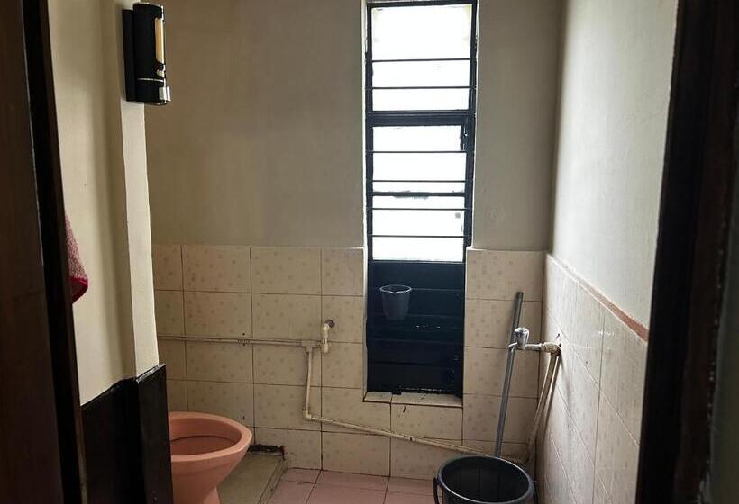 پانسیون Munin S Guest House