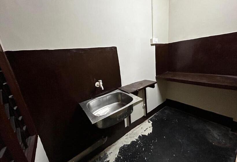 پانسیون Munin S Guest House