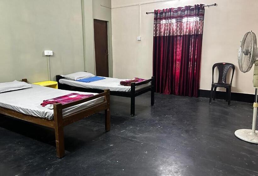 پانسیون Munin S Guest House