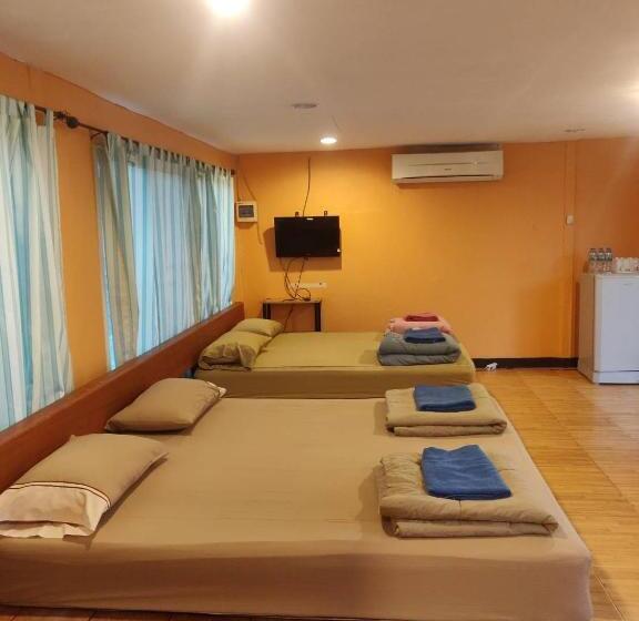 צימר นุชจนาถรีสอร์ท วังน้ำเขียว