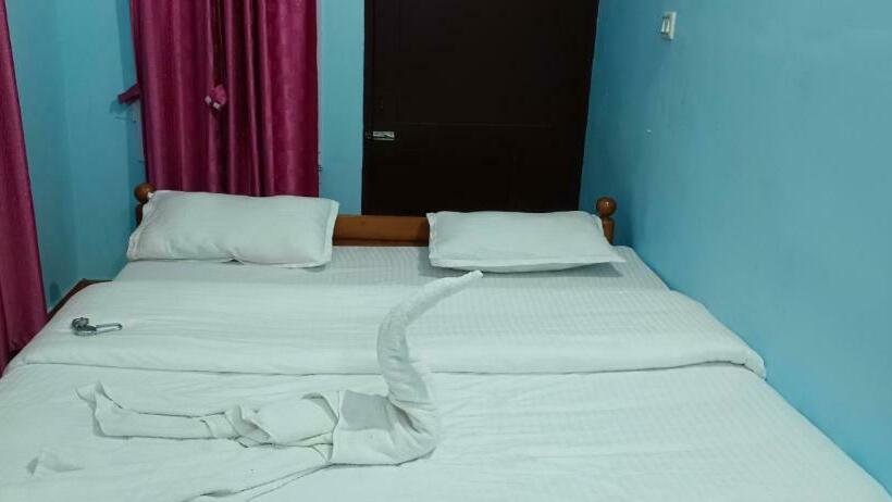 민박 Thenkumari Hotel Ands