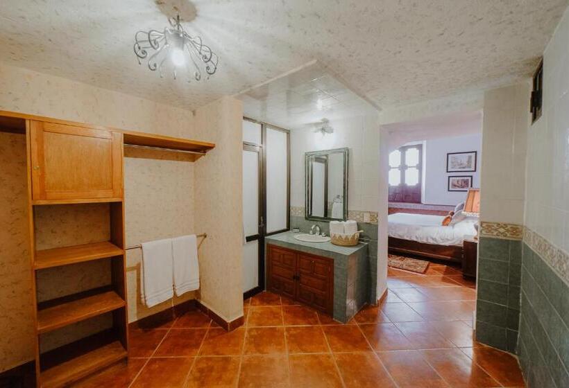 هتل Hacienda La Cieneguita