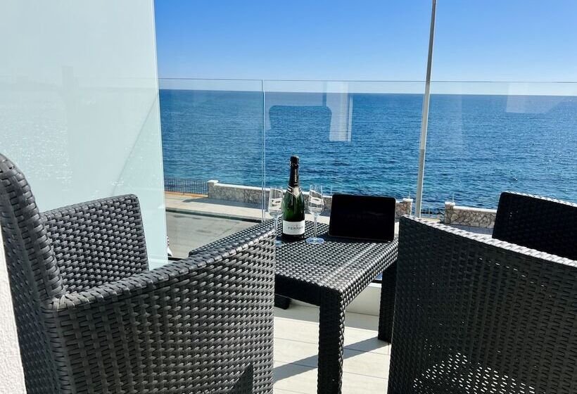 تختخواب و صبحانه Naxos Marina Bay