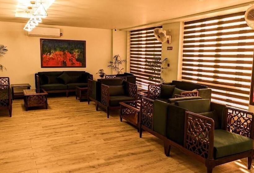 Grand Hotel Quetta