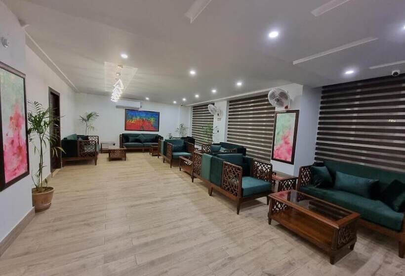Grand Hotel Quetta