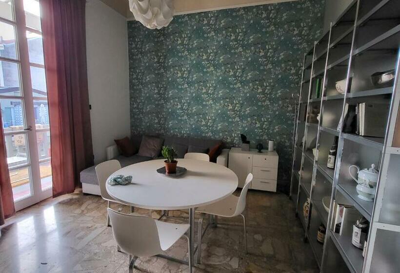 پانسیون Alfieri Guest House