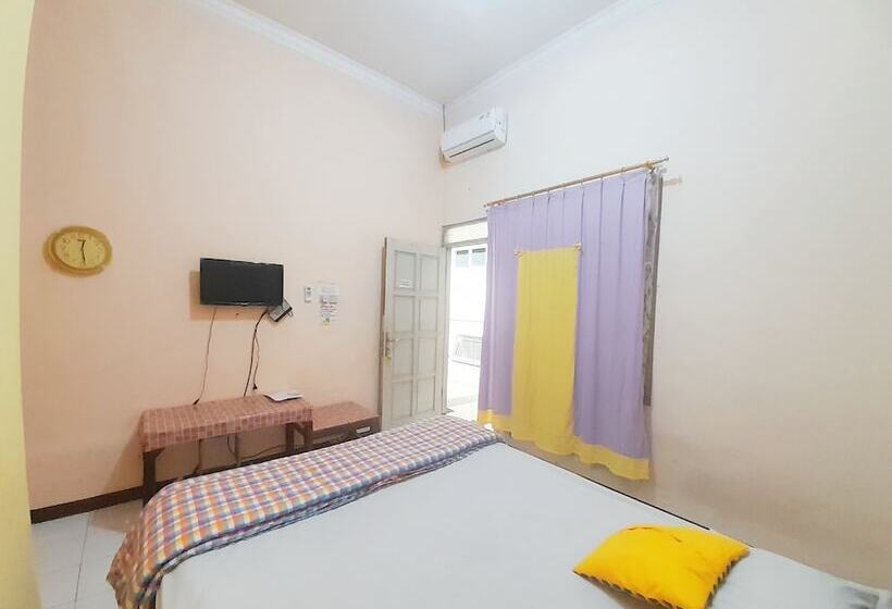 هاستل Homy House Semarang