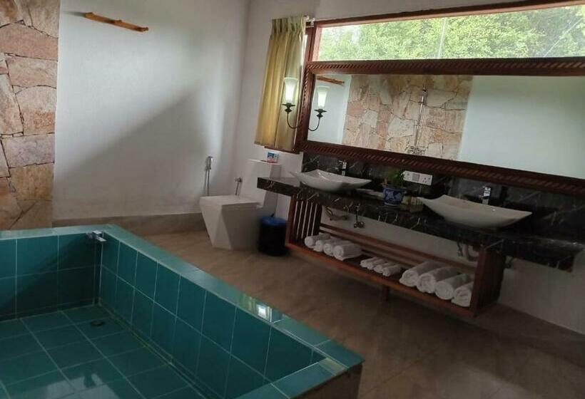 استراحتگاه Bellevue Beach   Nilaveli